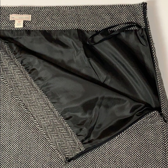 GAP Wool Blend Herringbone Skirt, Black Grey Sz 12 - Picture 4 of 5